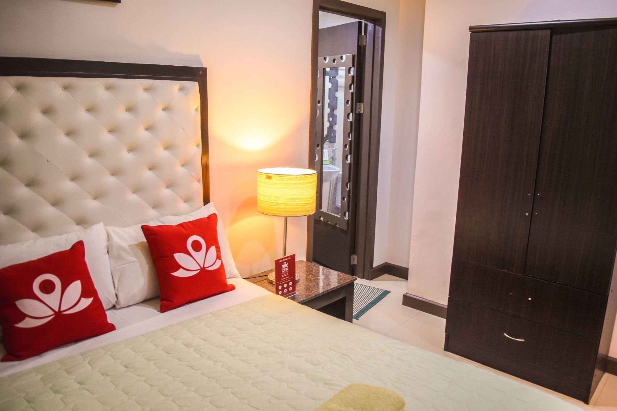 Zen Rooms Pryce Business Park Davao City Esterno foto